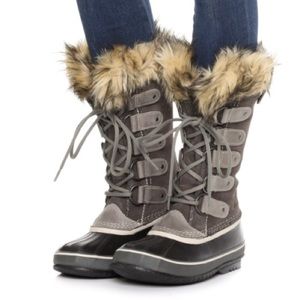 Sorel Joan of artic waterproof snow boots